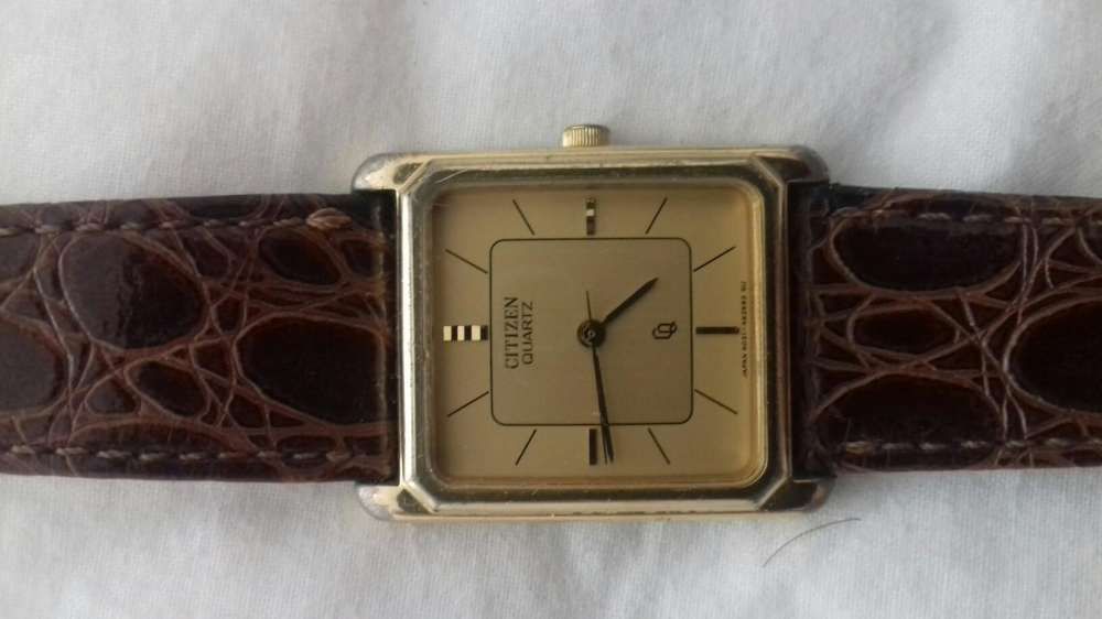 Relógio Citizen pulso a funcionar