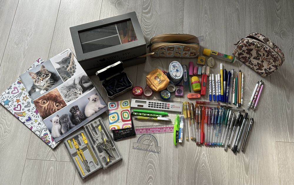 Zestaw biurowy szkolny wyprawka Nici Diddl piornik zelopisy teczki