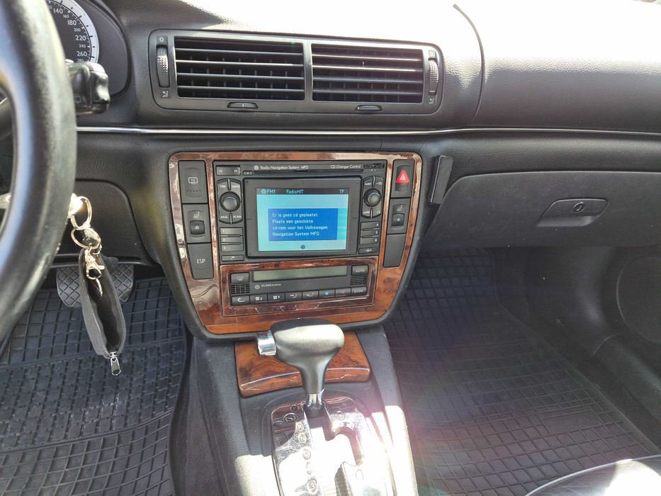 VW PASSAT  W8  2002 r