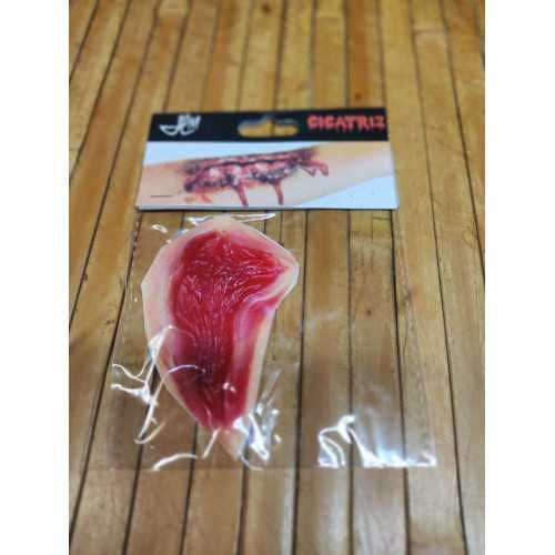 Шрам 2 силіконовий ліпучий: Хеловін, приколи, карнавал, грим.