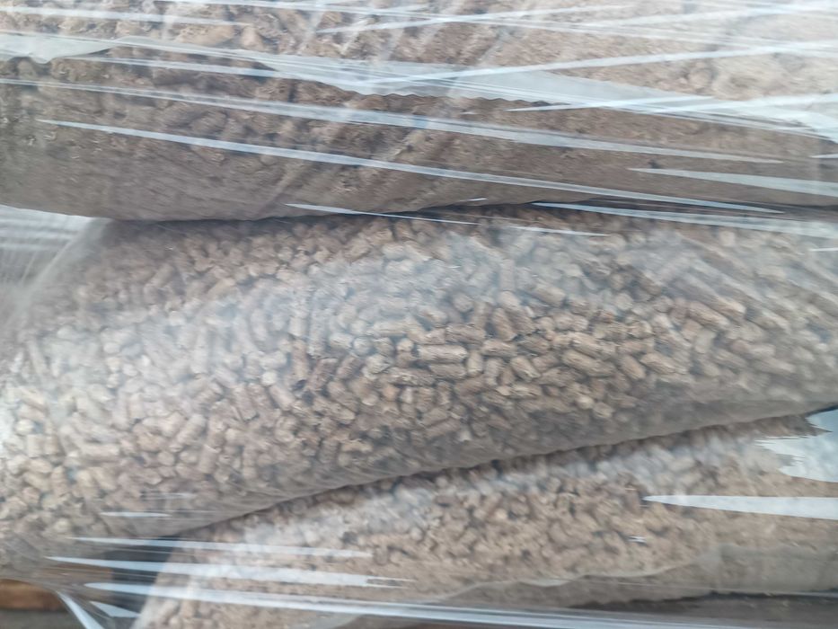 34 za worek,2250 za tone znowu dostawa pellet drzewny 6mm