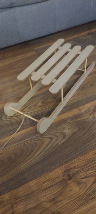 Saneczki ozdobne pod choinkę drewniane