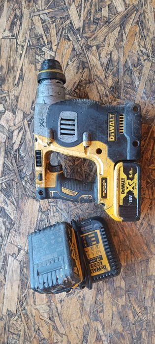 Młotowiertarka dewalt dch 273p2