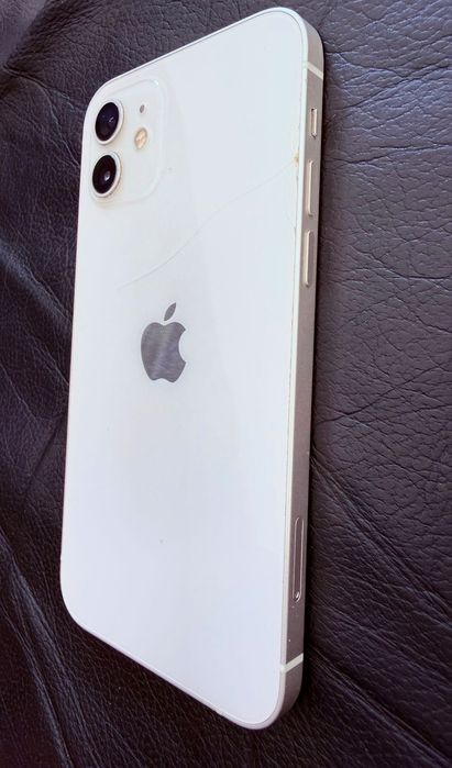 iPhone 12 (branco, 64GB)