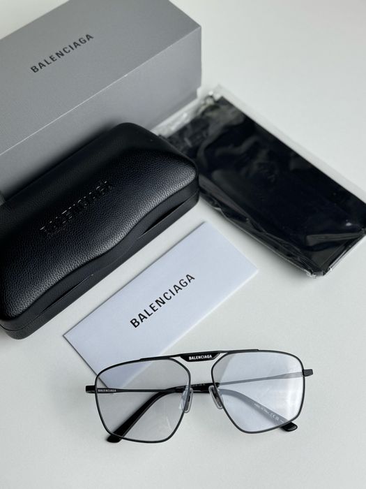 Окуляри Balenciaga