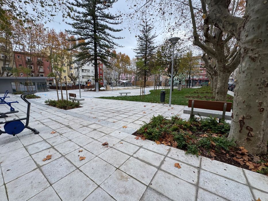 T3 Renovado Junto ao Jardim Dr. João Gomes Patacão, Lisboa