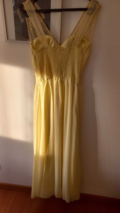 Vestido de cerimónia amarelo