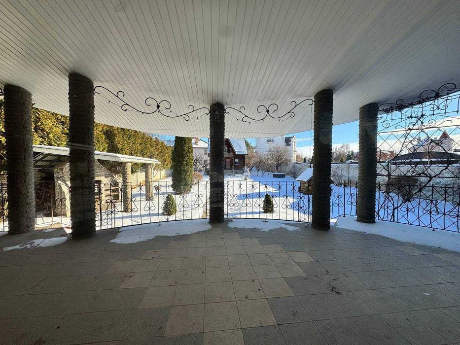 Престижна локація, якісний будинок, 16 соток, БАНЯ на дровах