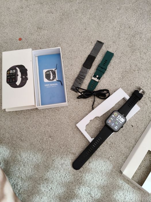Smartwatch com duas pulseiras