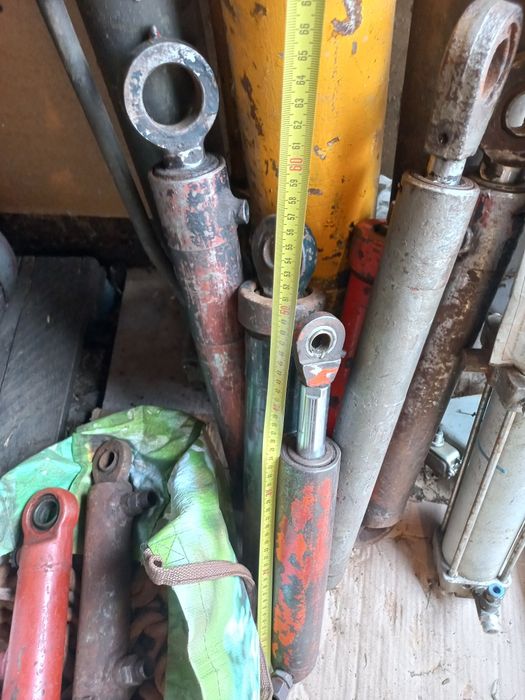 Siłowniki Hydrauliczne i Pneumatyczne - Różne Rozmiary - Sprawne!