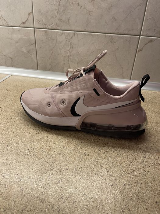 Кроссовки NIKE AIR MAX UP 41 размер,кросівки