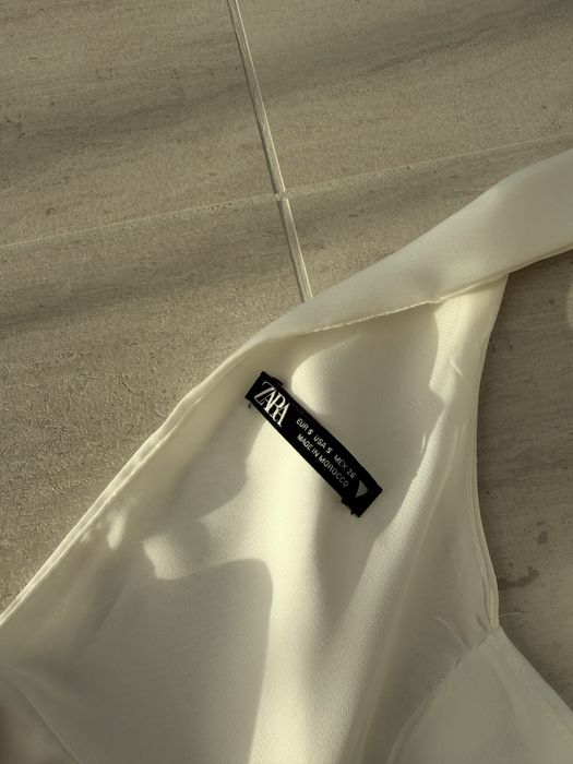 Топ молочний з відкритою спиною Zara S