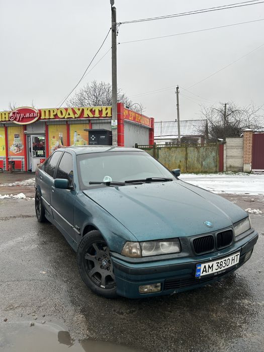 Продам бмв е36 2.0 Газ бензин