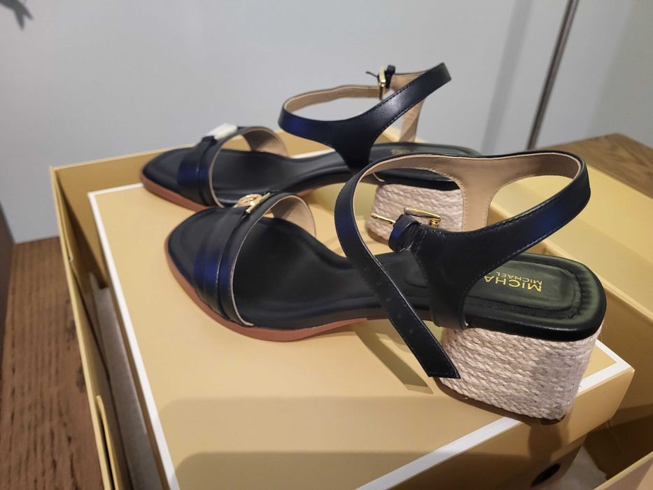 Sapatos Novos Mikel kors n38