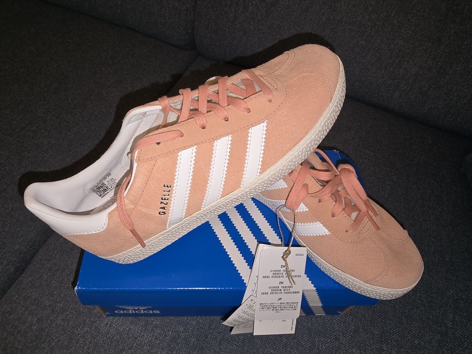 New Adidas Gazelle Shoes with Tags
