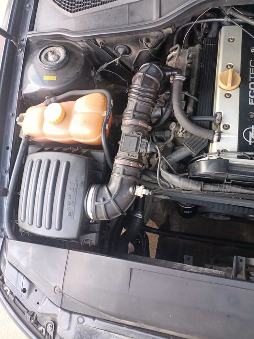 Опель омега B 2 л 16 кл