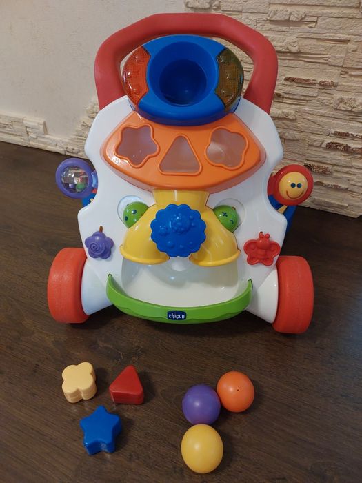 Ходунки ігровий центр CHICCO