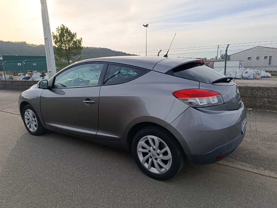Renault Mégane 1.5 DCI 110 CV 2012 foto 2