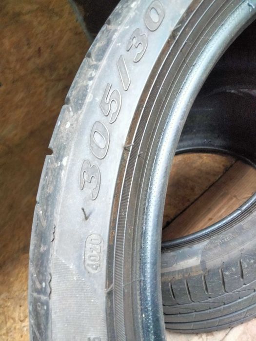 305 30 R20 Pirelli