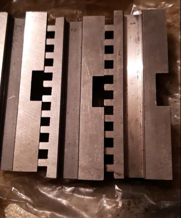 Патрон токарный ф400 Польша конус 8  комплект