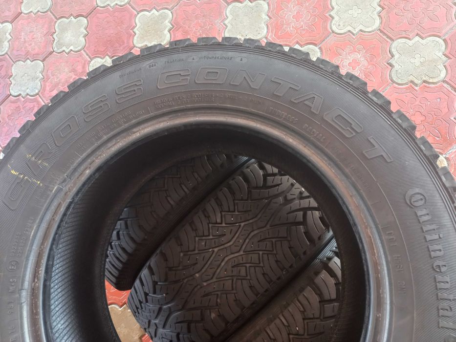 Покрышки Continental Contact AT 215\65\R16