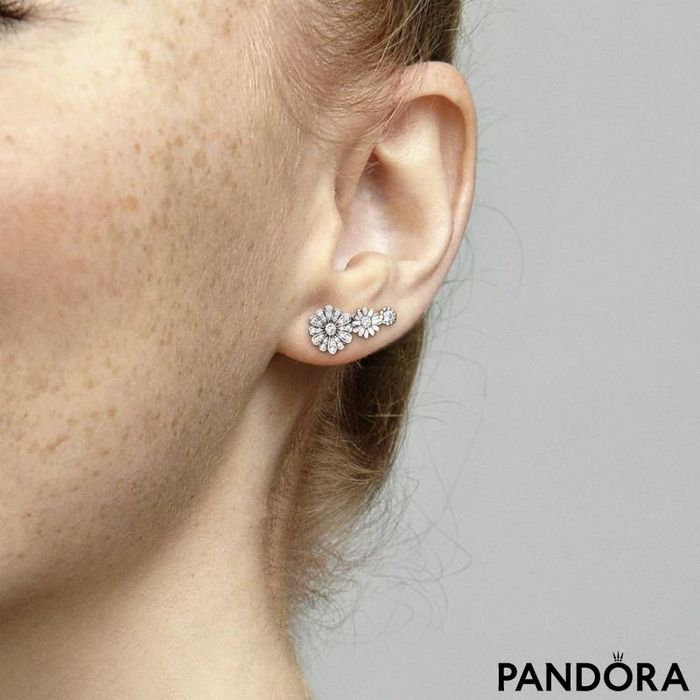 Сережки – гвоздики «Ромашкове тріо» від Pandora оригінал