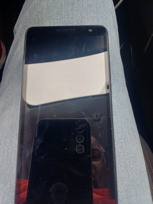 Telemovel Alcatel 1B