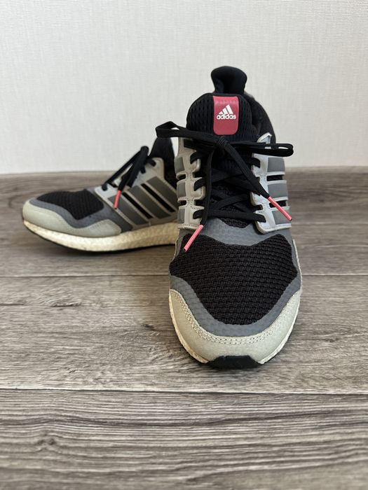 Кроссовки adidas 44р.