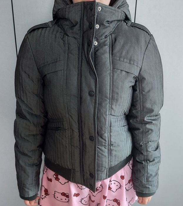 Куртка жіноча , М