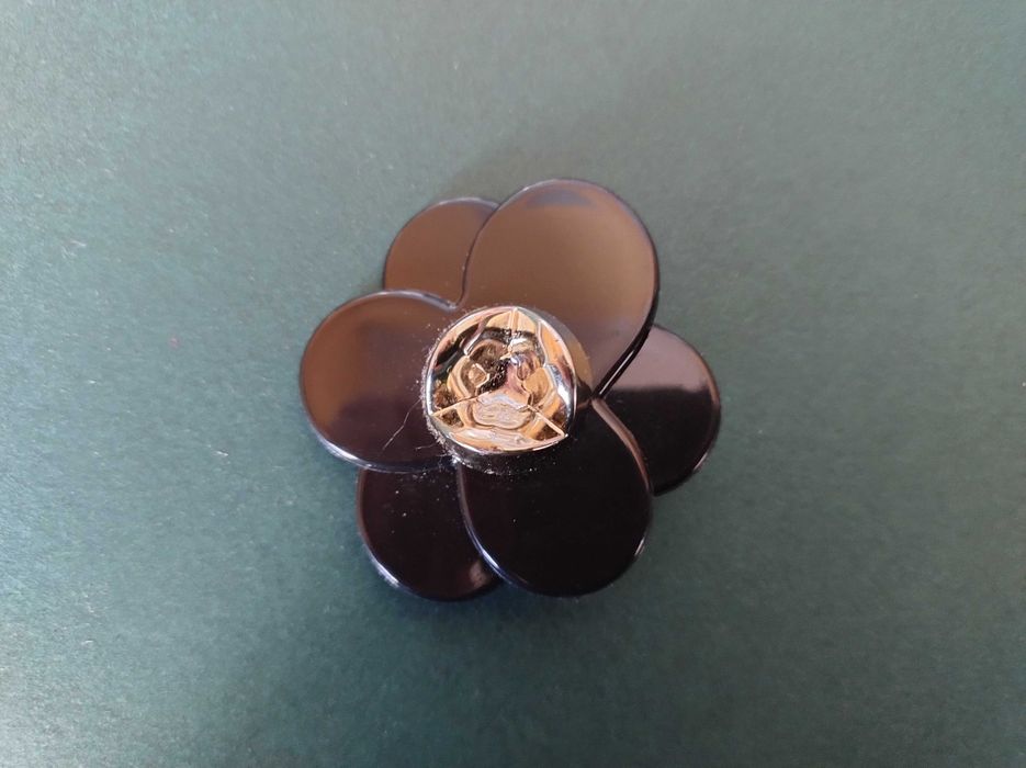 Damska broszka , przypinka