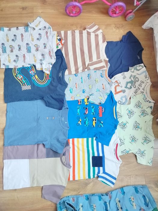 Paka ubranek dla chłopca 116/122