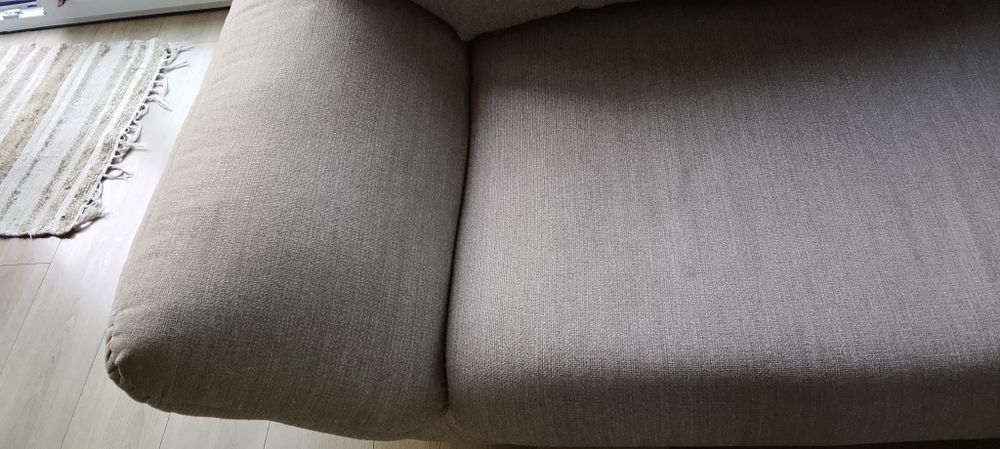 Sofa , kanapa beżowa. Ogłoszenie aktualne. Nie pytaj!