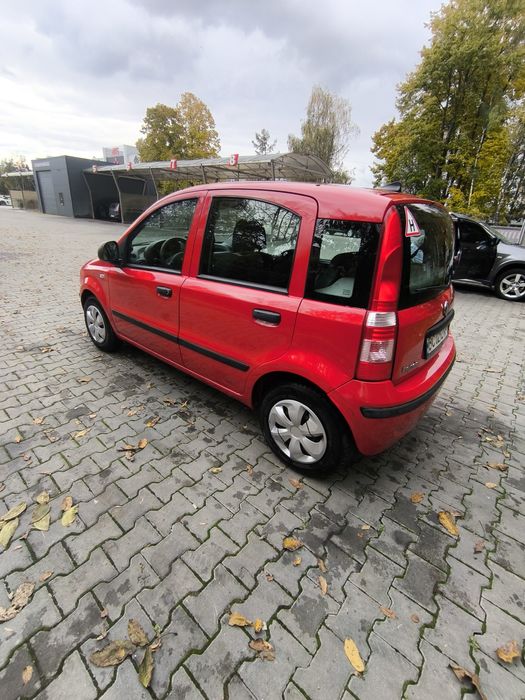 Автомобіль Panda