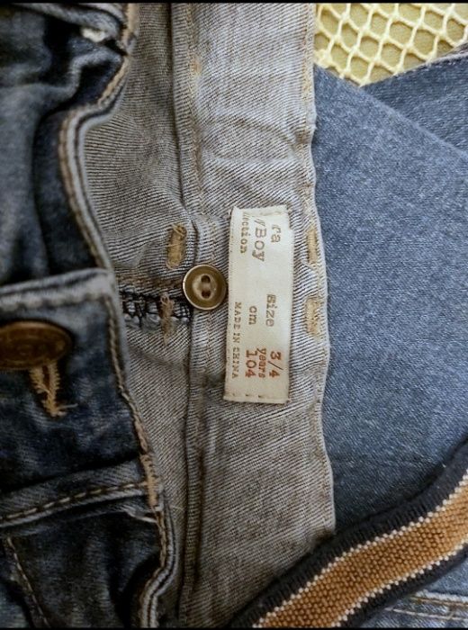 6 pares de calças e calções de marca.