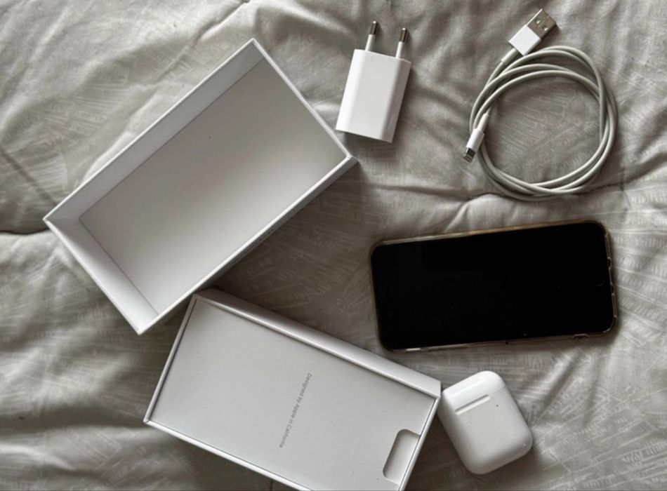 Iphone 7 com AirPods