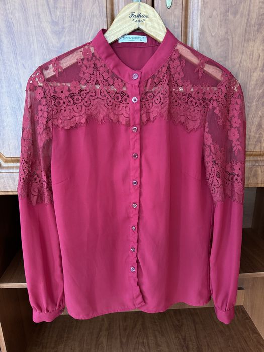 Стильна блузка