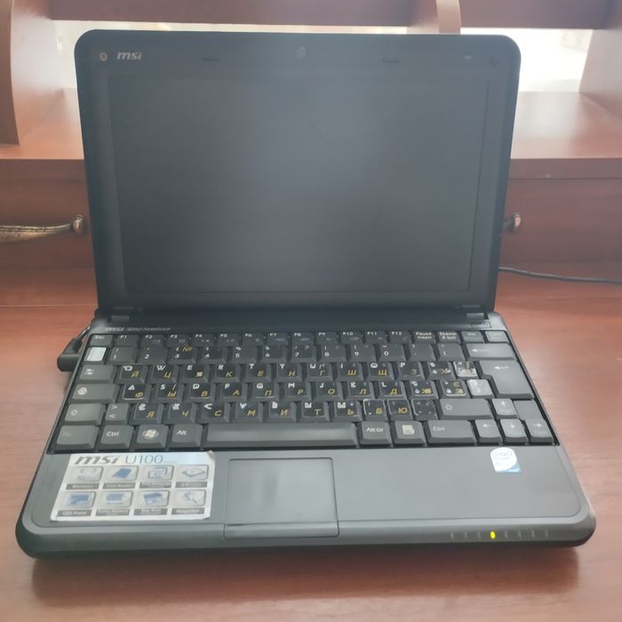 Нетбук MSI U 100