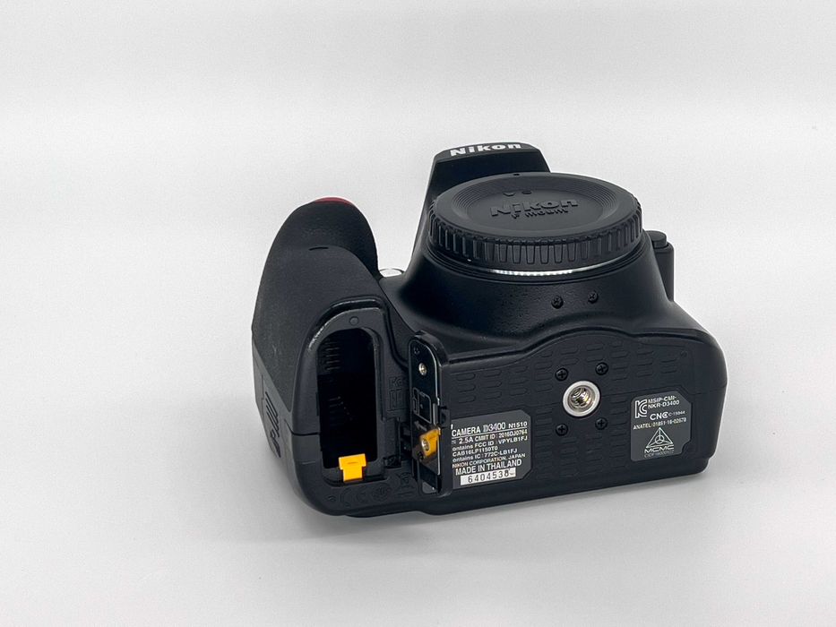 Câmara Fotográfica Nikon D3400 + 18-55mm + 70-200mm + Acessórios