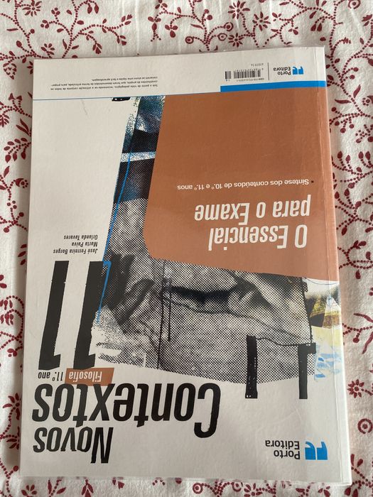 Caderno de atividades - filosofia 11° ano