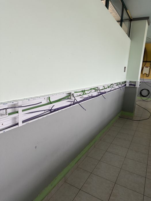 Eletricista residecial  predial e industrial