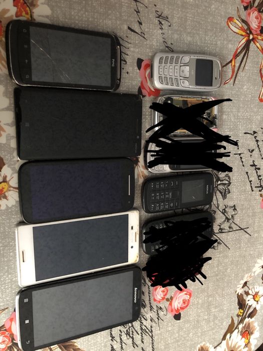 Лот разных телефонов