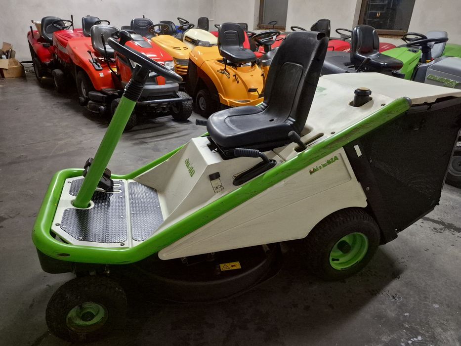 Kosiarka traktorek etesia Bahia silnik kawasaki dwa cylindry.