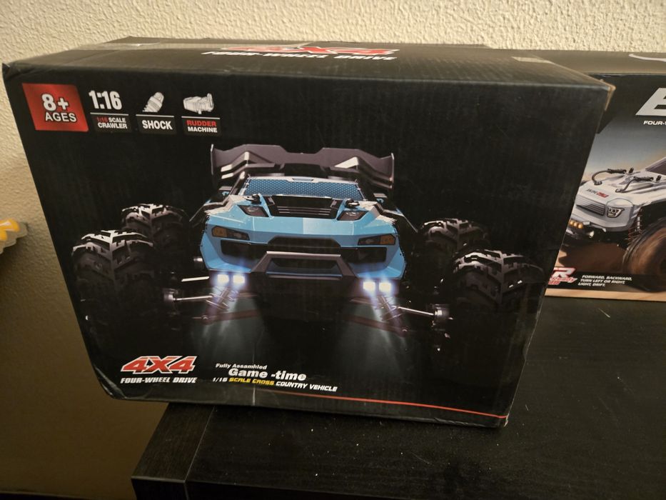 Vendo carro rc 40km/h beast pro