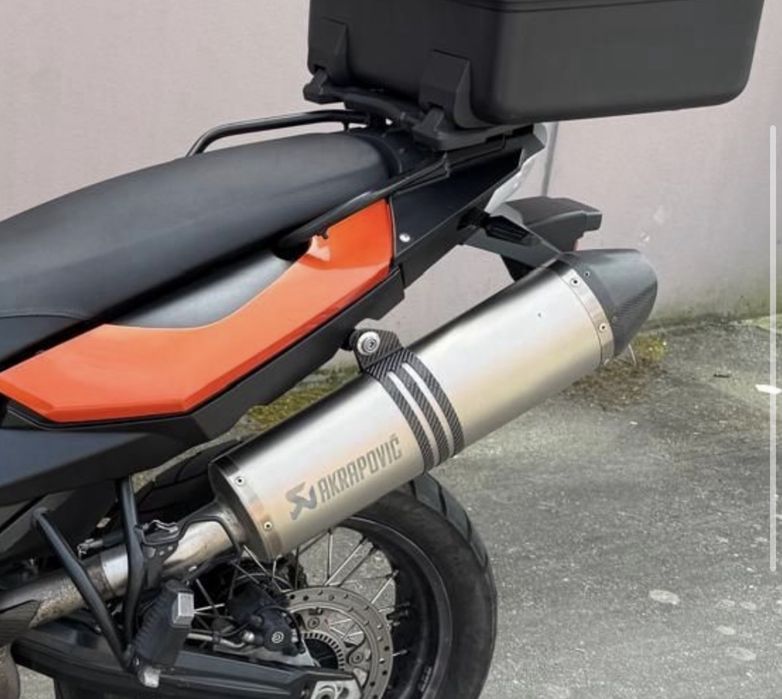 Escape Arkapovic BMW F800GS