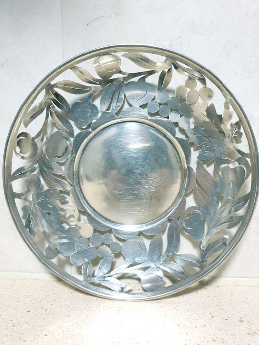 Linda cesta em prata portuguesa vazada