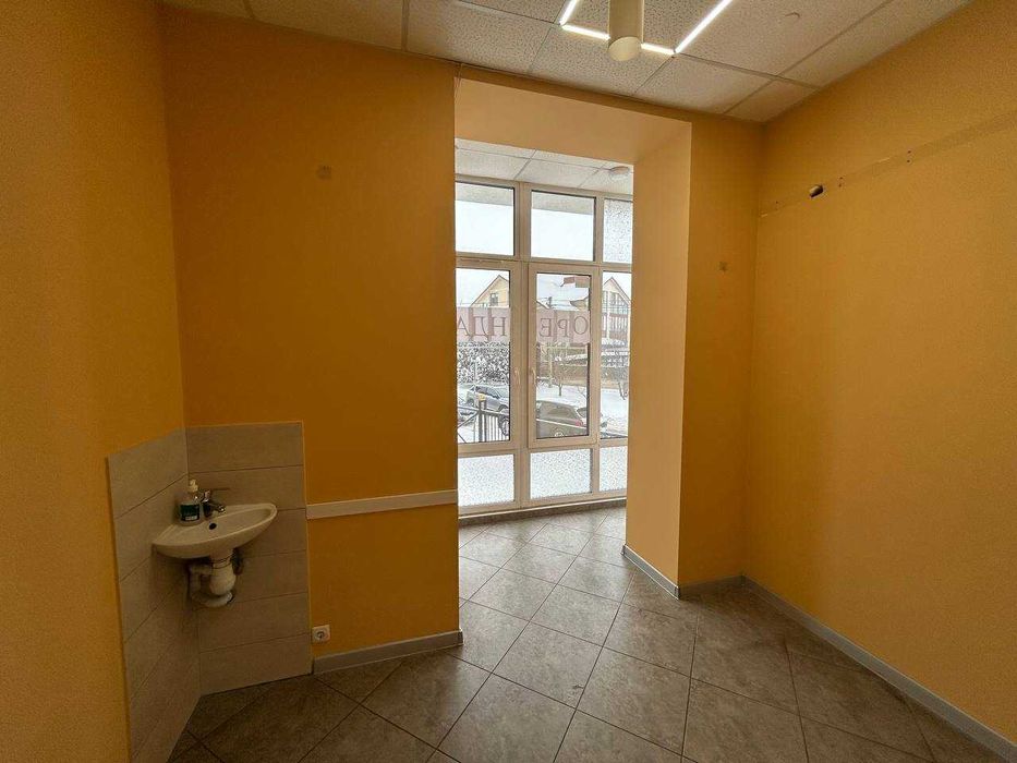 Оренда комерції в р-н просп.Відродження!