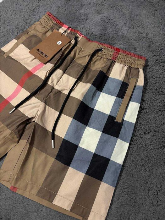 Шорти Burberry
