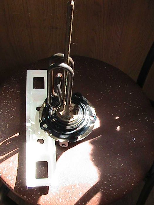 Нагревательный элемент к бойлеру NOVA, +крепление, б/у.