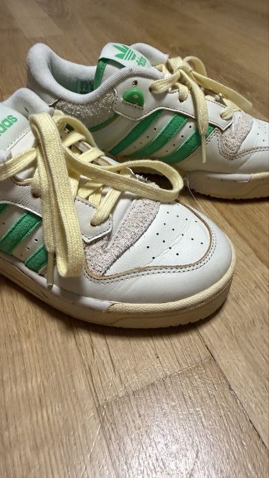 Кросівки/кеди adidas Originals Rivalry 86 Low