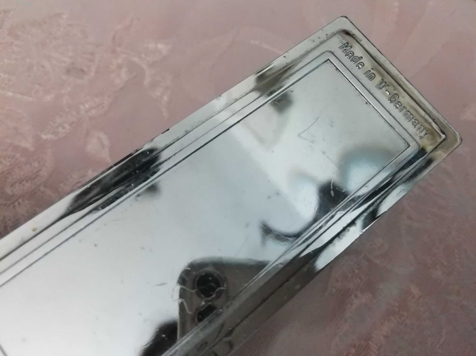 Banco de Angola e Comp Seguros União-Grandes Isqueiros publicitários